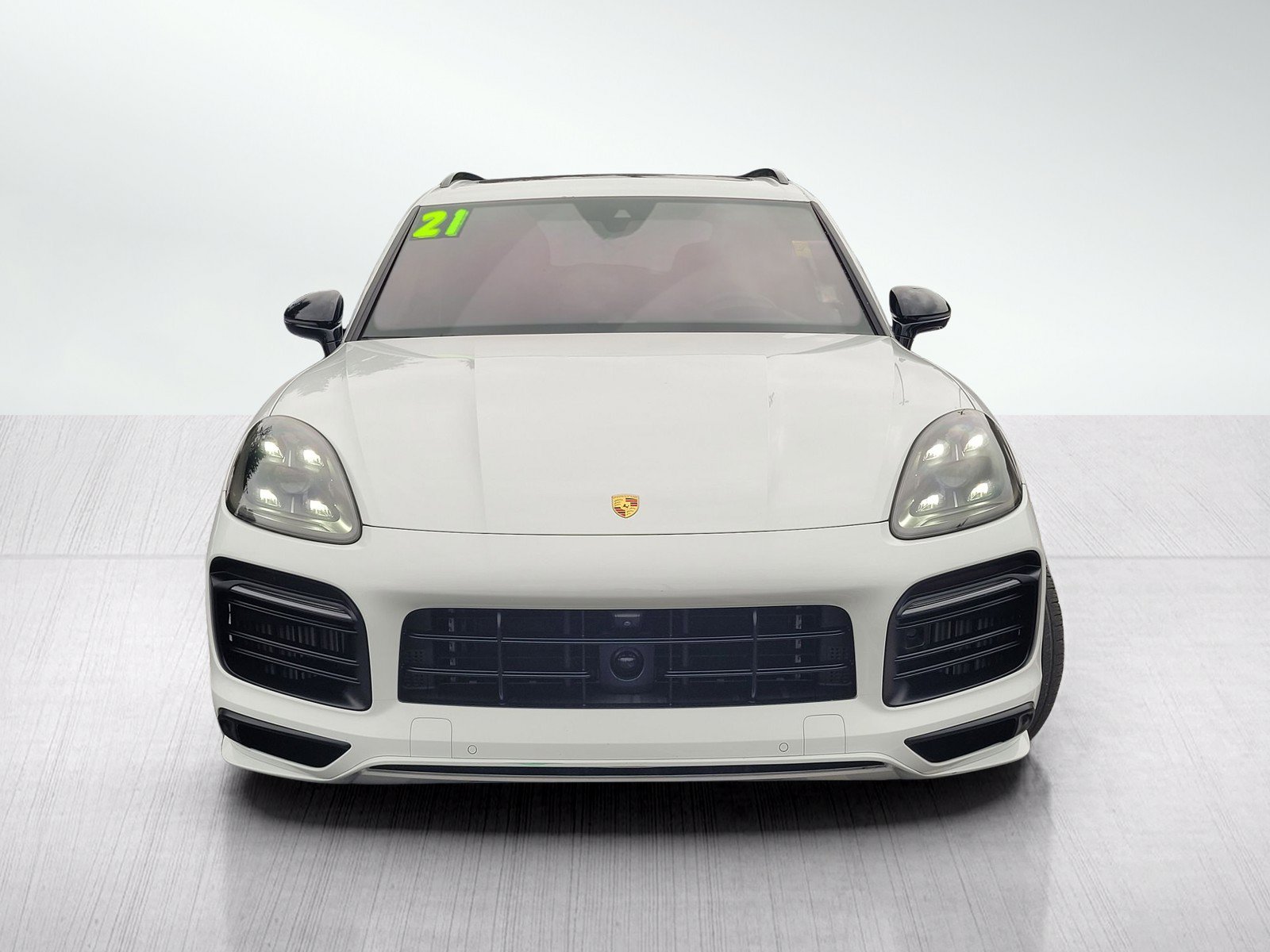 Used 2021 Porsche Cayenne GTS AWD/4WD image 2