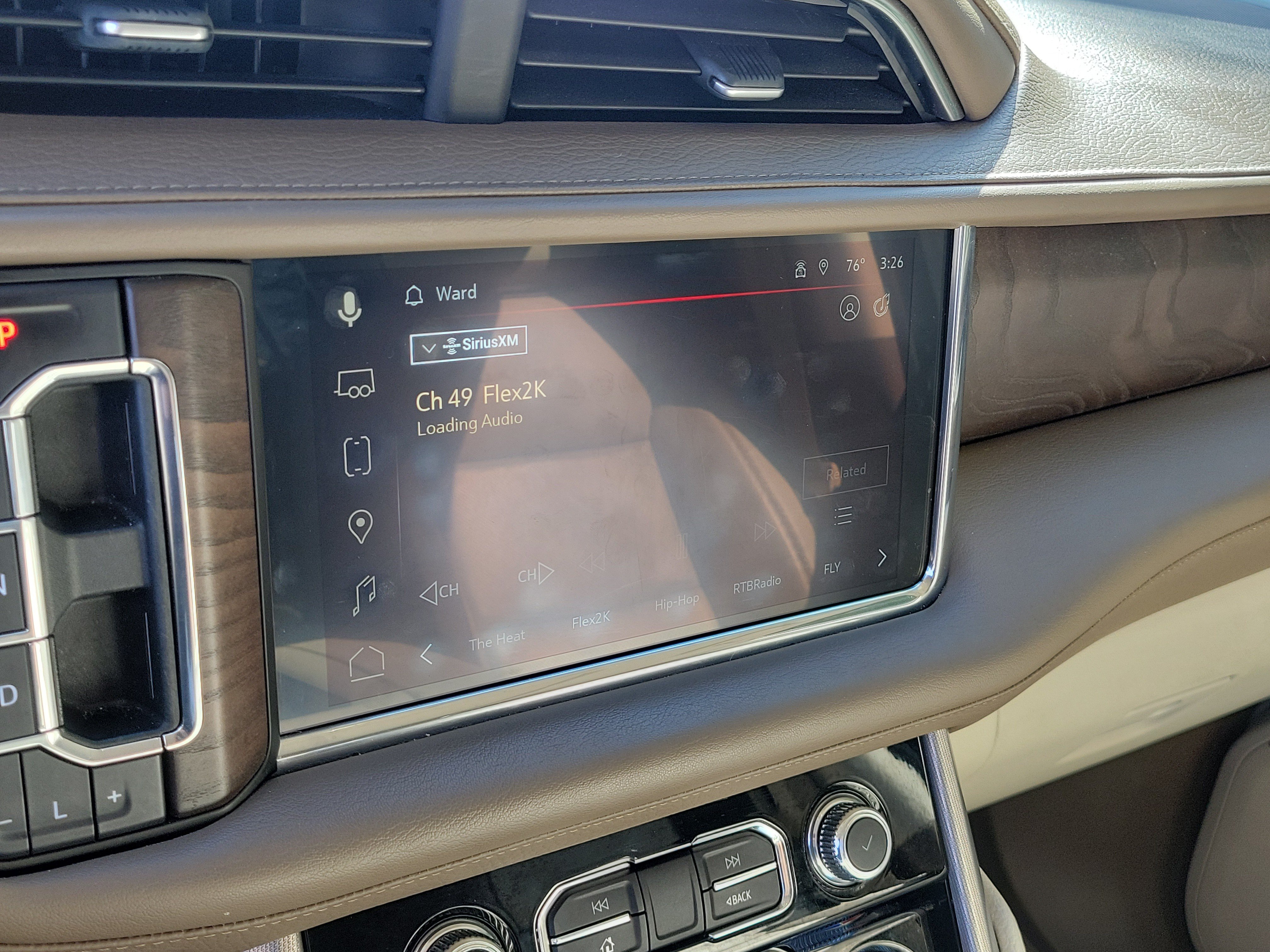 Used 2022 GMC Yukon XL Denali AWD/4WD image 26