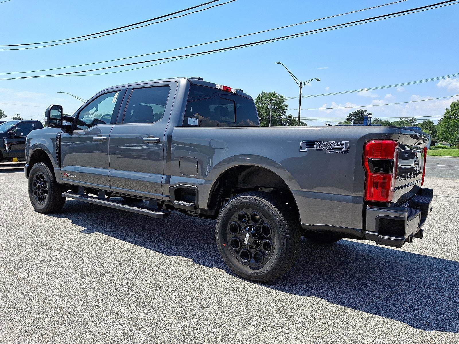 New 2025 Ford F350 Lariat w/ Lariat Ultimate Package image 4