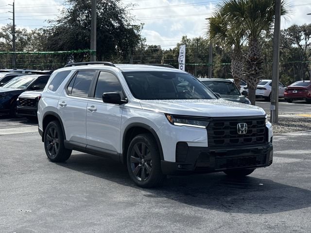 New 2026 Honda Pilot Sport image 2