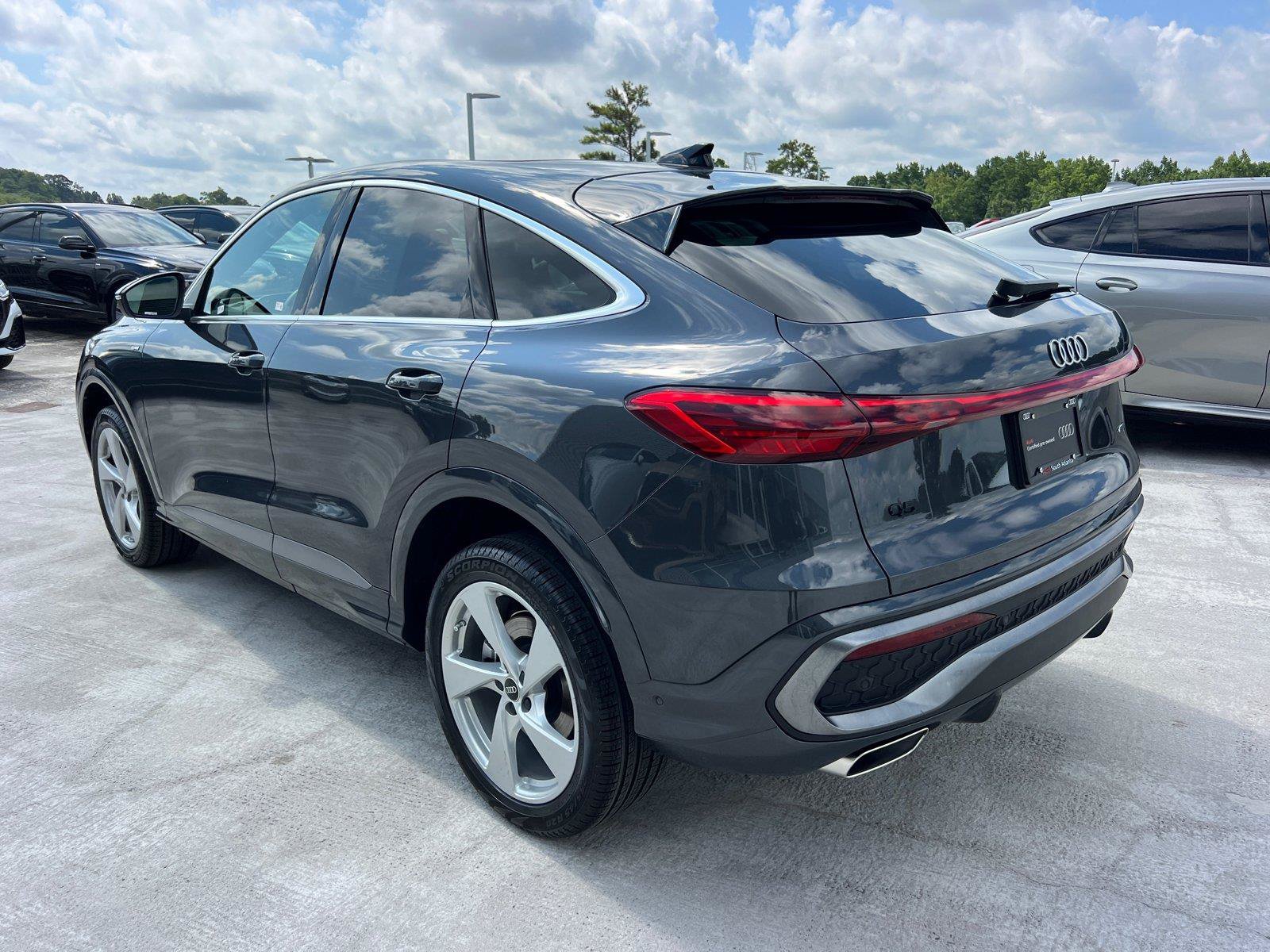 Certified 2025 Audi Q5 Premium Plus w/ Premium Plus AWD/4WD image 7