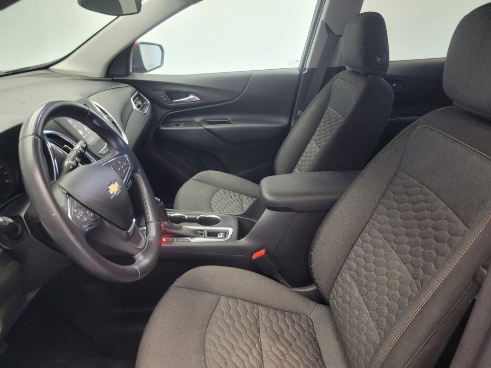 Used 2020 Chevrolet Equinox LT image 17