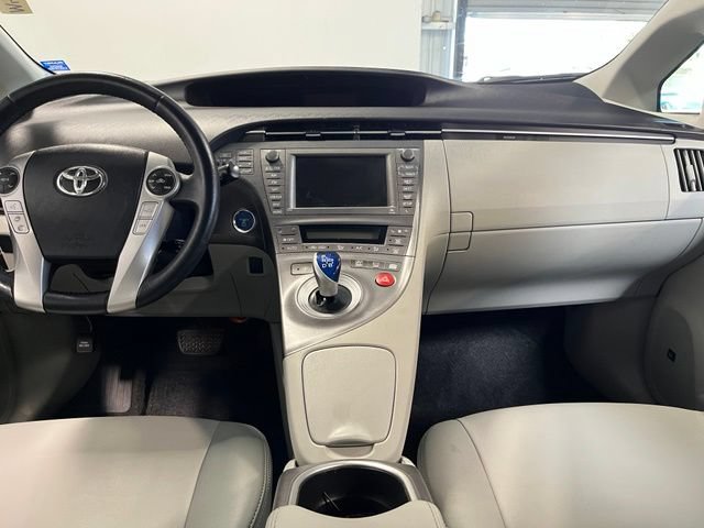 Used 2015 Toyota Prius Five w/ Advanced Technology Package FWD image 20
