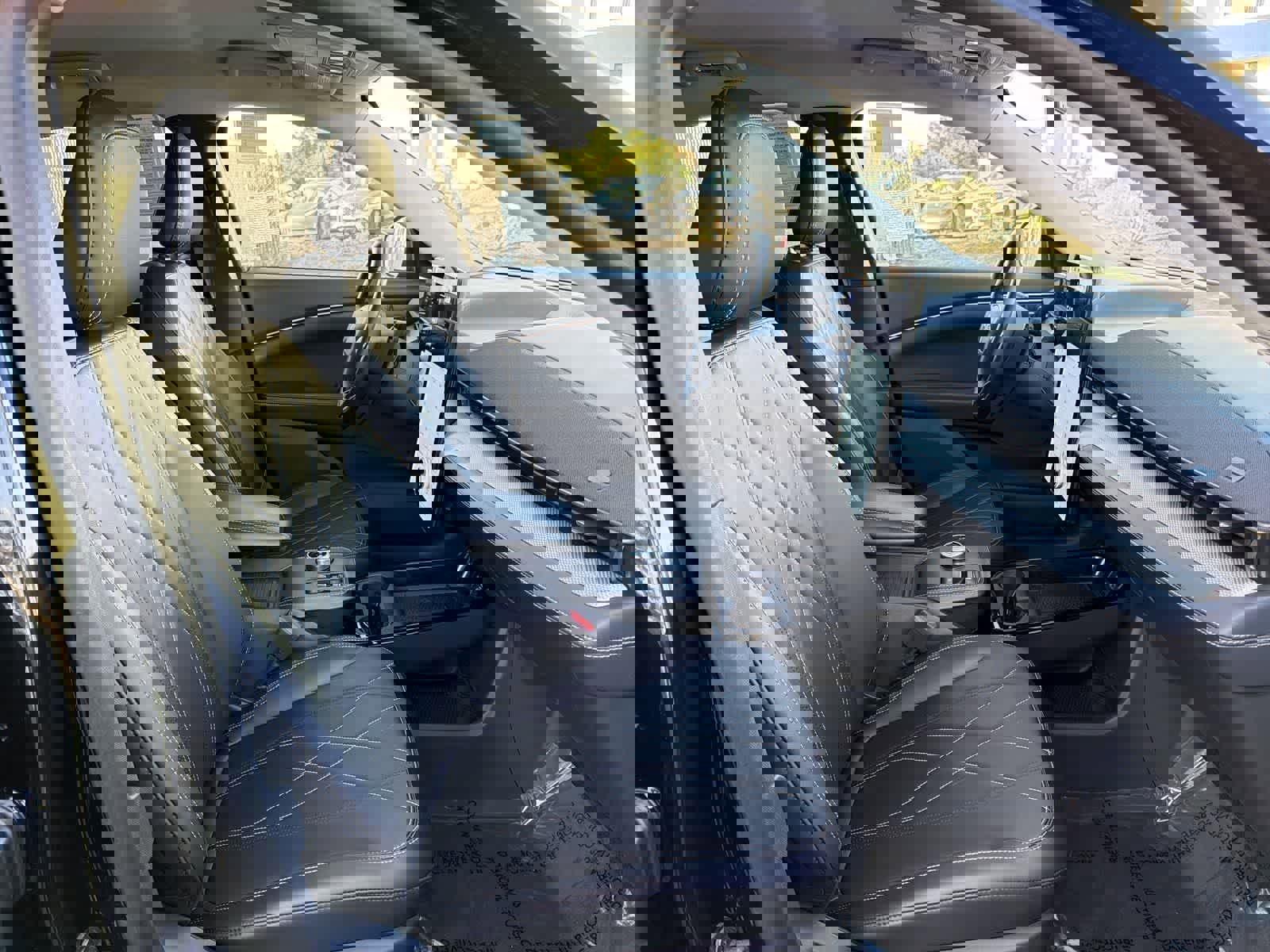 Used 2022 Ford Mustang Mach-E Select image 32