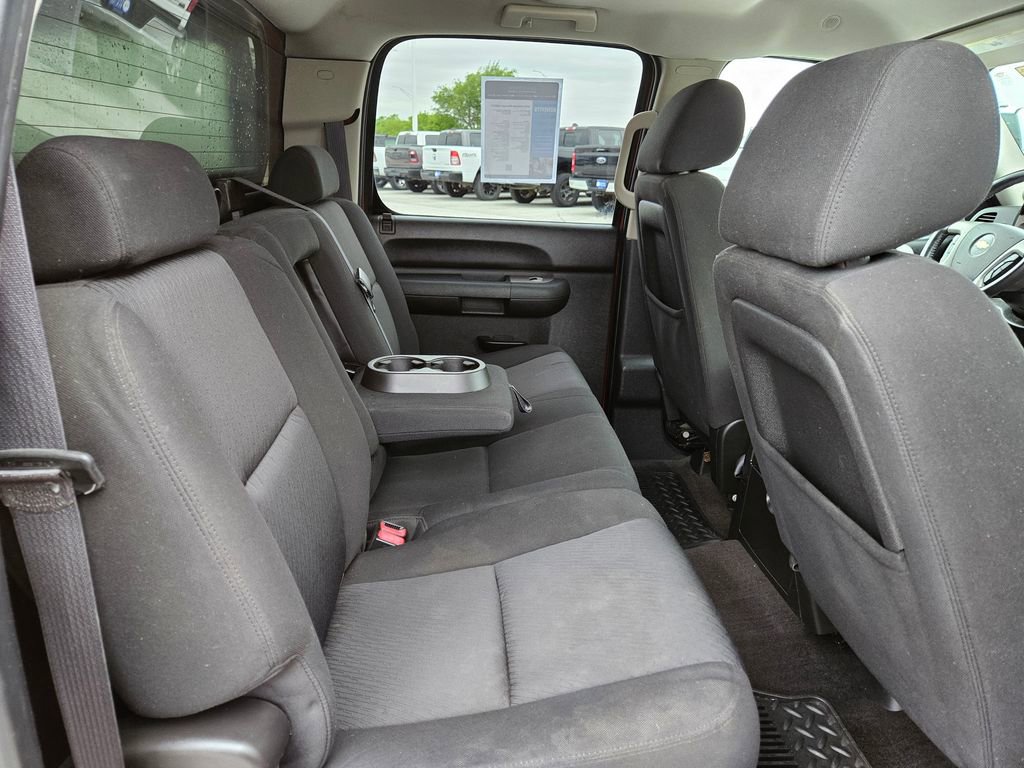 Used 2010 Chevrolet Silverado 1500 LT w/ Power Pack Plus AWD/4WD image 28