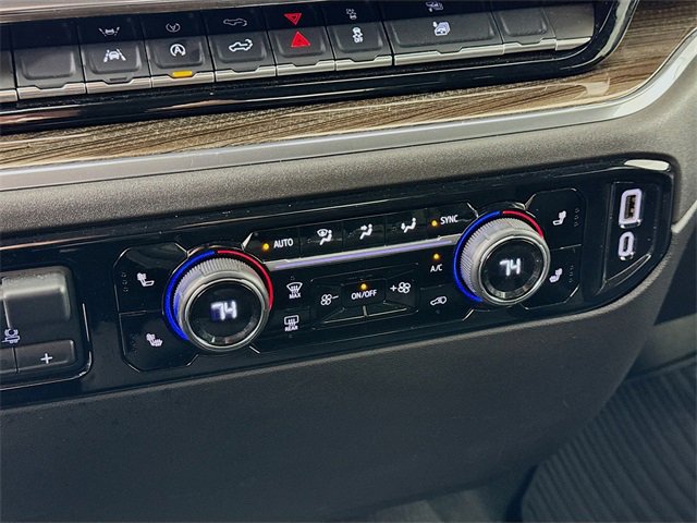 Used 2025 Chevrolet Silverado 1500 LT image 17