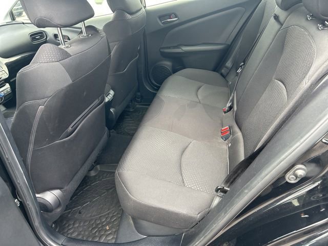Used 2020 Toyota Prius LE image 11