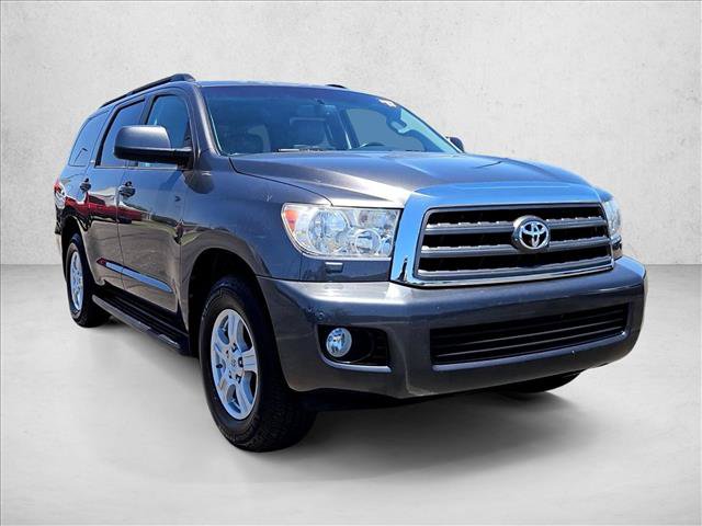 Used 2017 Toyota Sequoia SR5 w/ Premium Package RWD image 2