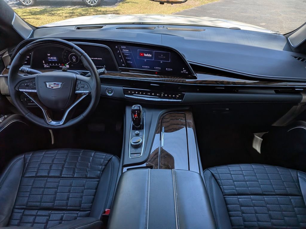 Used 2022 Cadillac Escalade ESV Sport Platinum w/ Heavy-Duty Trailer Package image 19