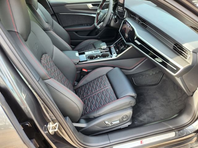 New 2026 Audi RS 6 performance image 12