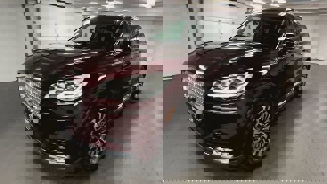 Used 2023 Lincoln Aviator Reserve w/ Equipment Group 201A image 4