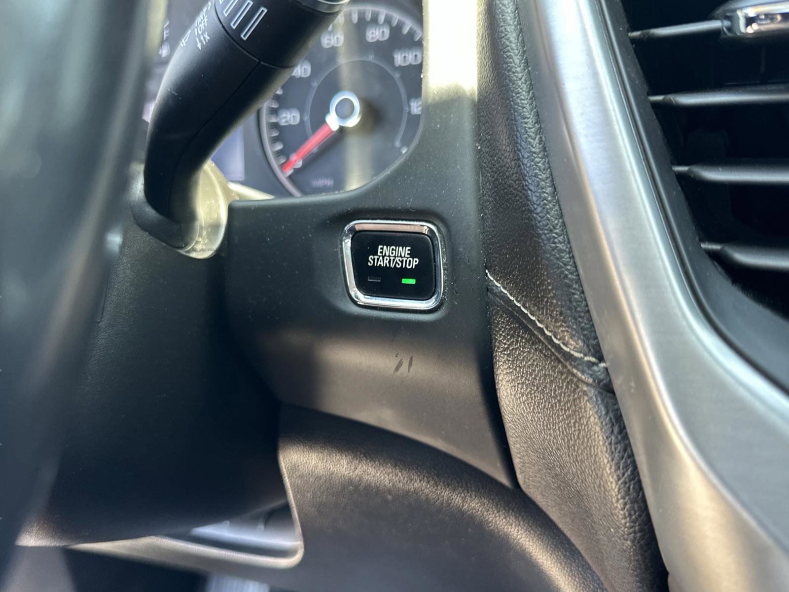 Used 2019 GMC Acadia SLE FWD image 28