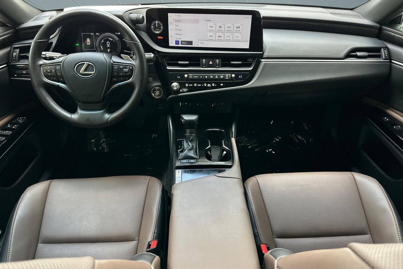 Certified 2024 Lexus ES 300h w/ Premium Package FWD image 17