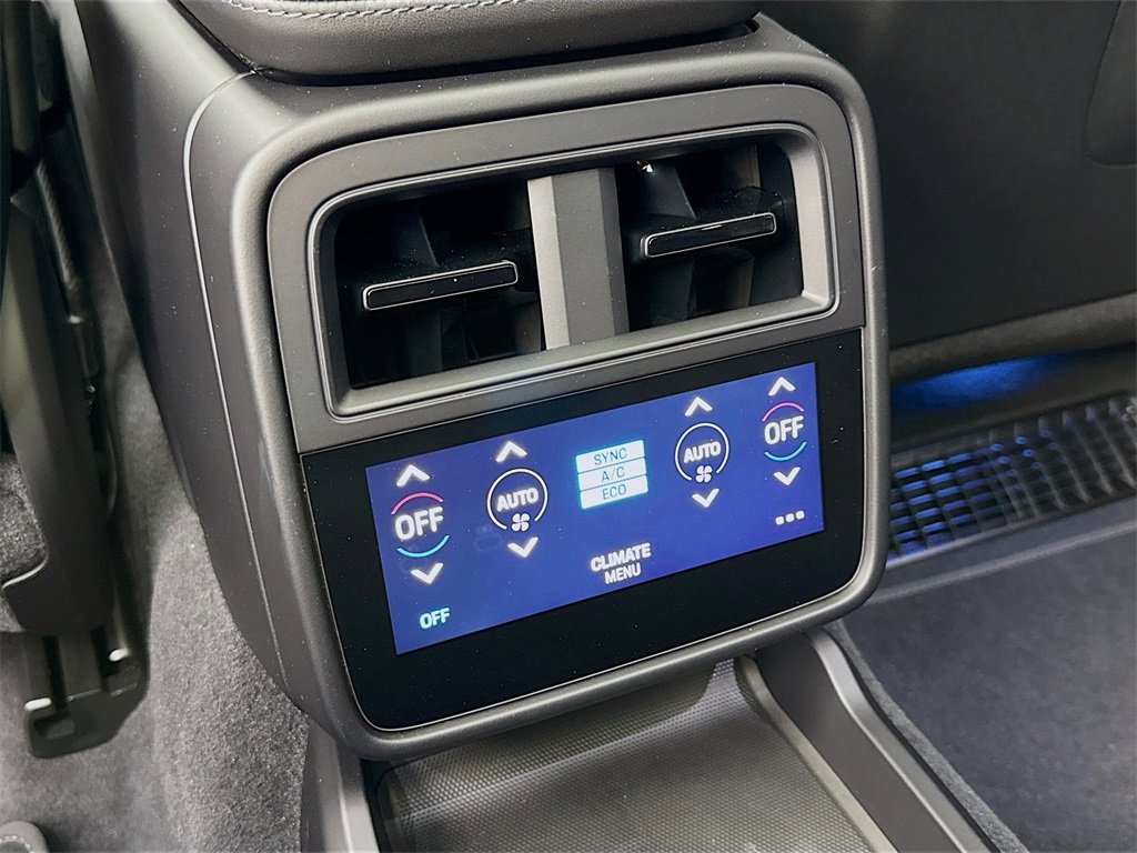 Certified 2023 Porsche Taycan GTS image 31