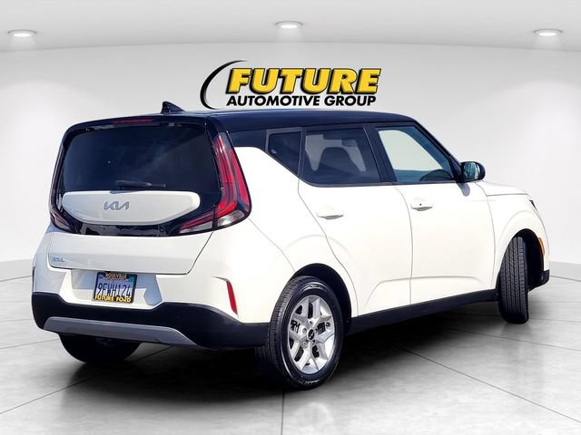 Used 2023 Kia Soul S FWD image 4