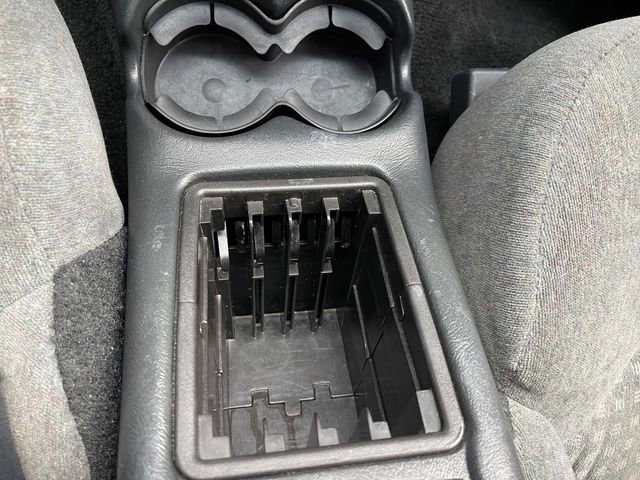 Used 2002 Chevrolet S10 Pickup LS w/ LS Preferred Equipment Group image 19