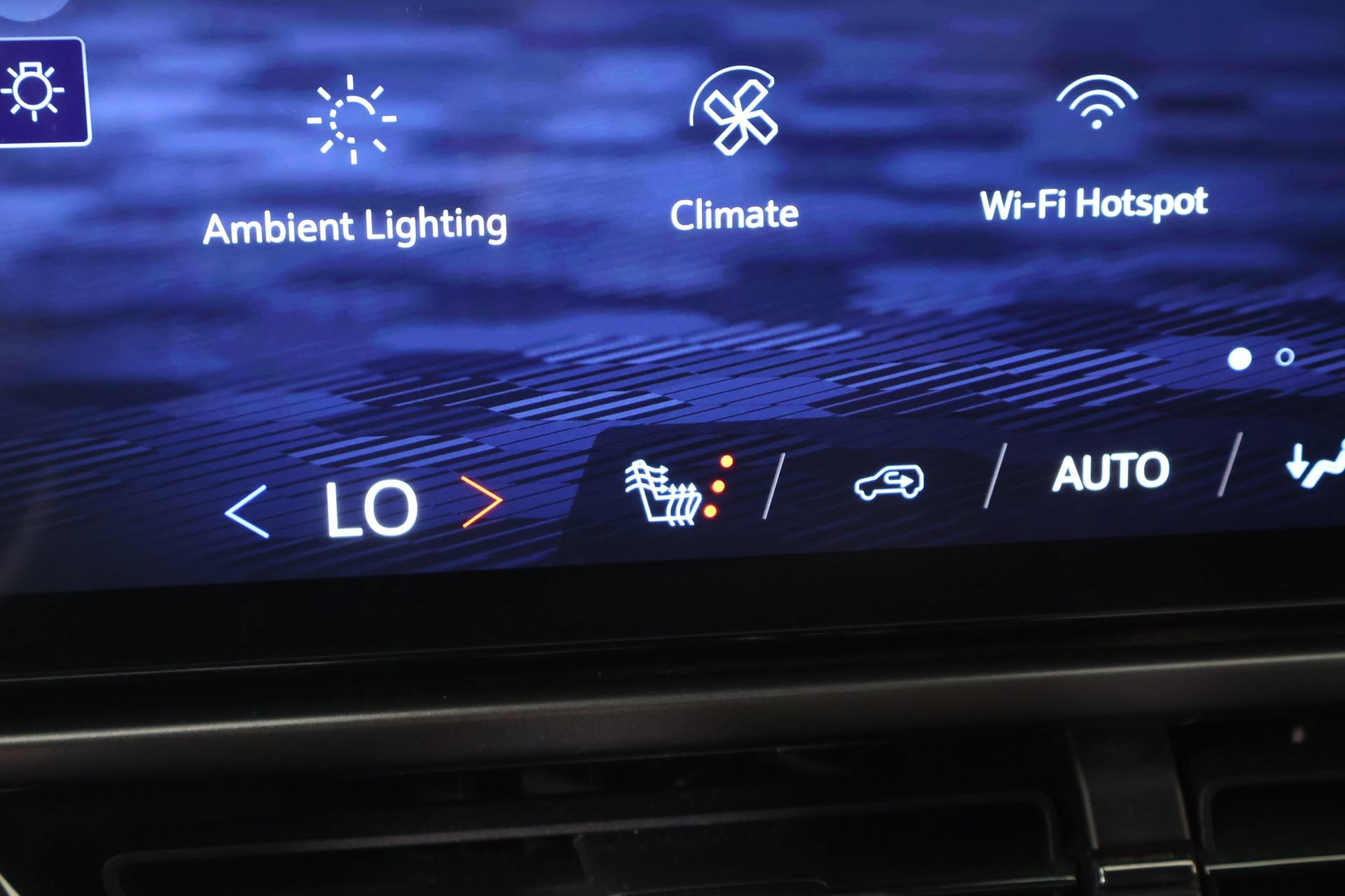 Used 2025 Chevrolet Equinox EV RS FWD image 7