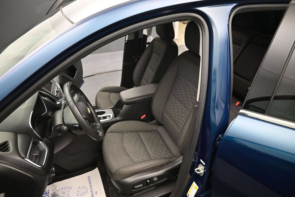 Used 2020 Chevrolet Equinox LT w/ Driver Convenience Package FWD image 19