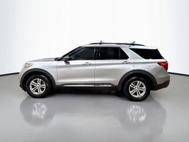 Used 2023 Ford Explorer XLT image 9