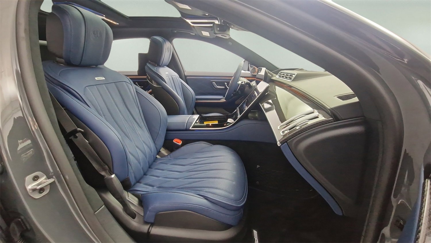 Used 2025 Mercedes-Benz S 63 AMG S image 33