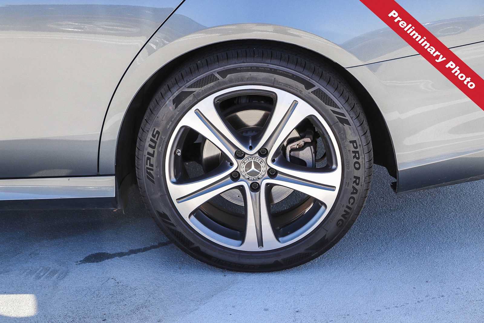 Used 2020 Mercedes-Benz E 350 Sedan image 21
