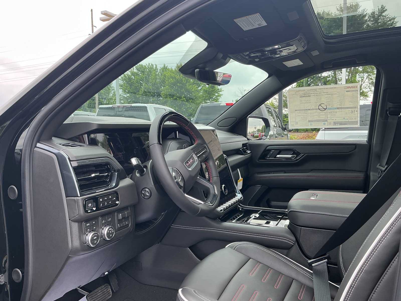 New 2026 GMC Yukon XL AT4 Ultimate AWD/4WD image 17