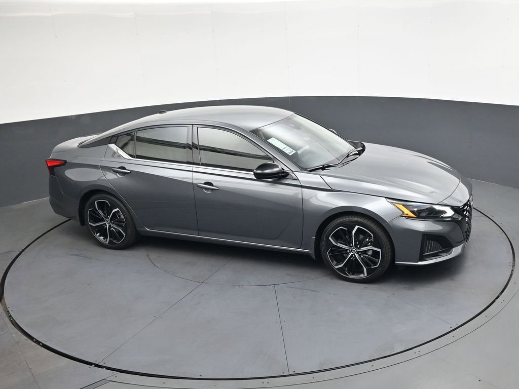 New 2026 Nissan Altima 2.5 SR image 30