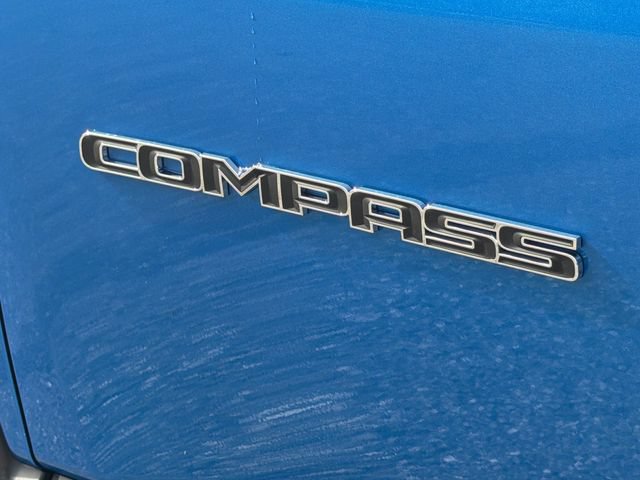 Used 2025 Jeep Compass Sport AWD/4WD image 10