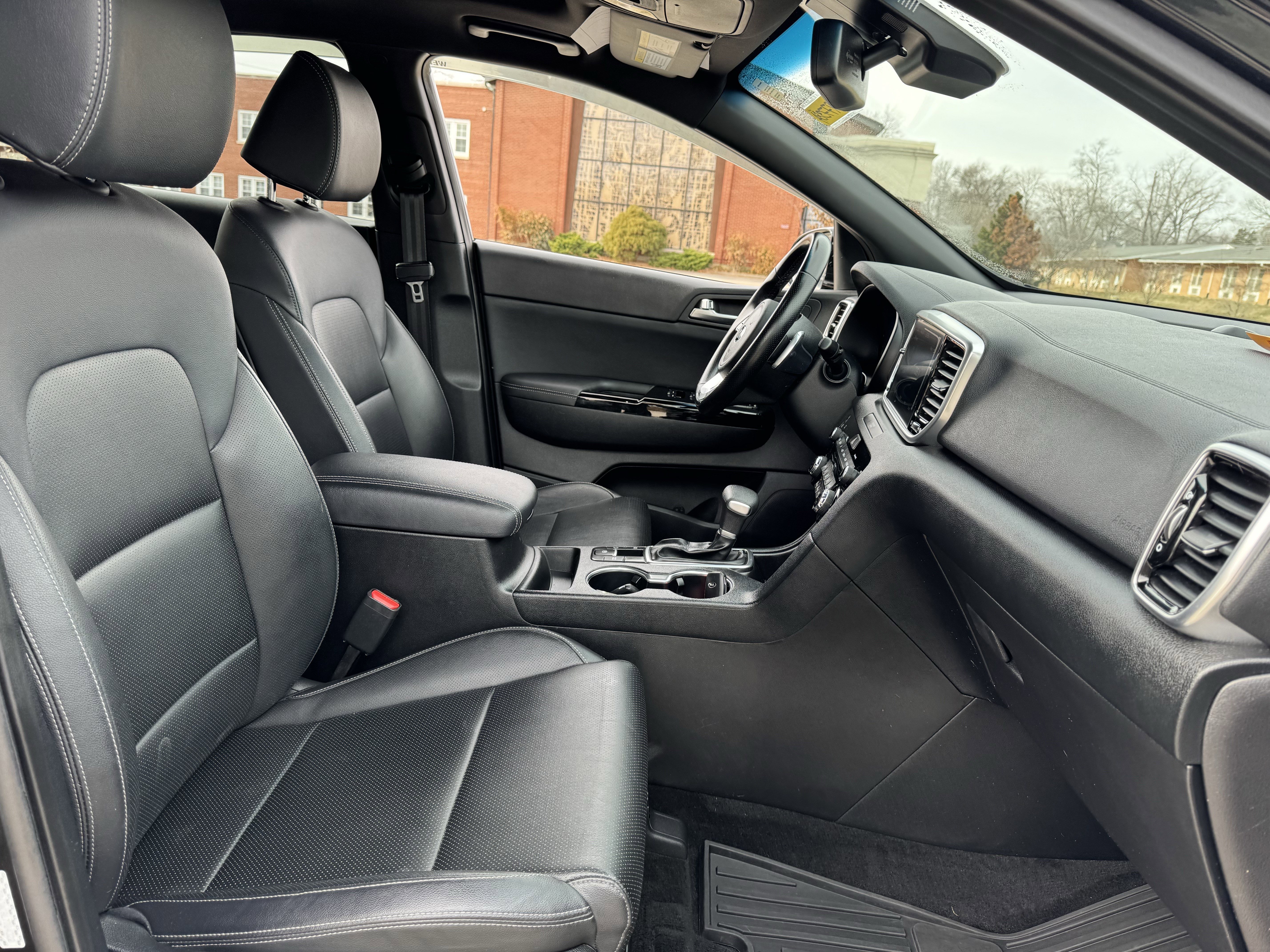 Used 2020 Kia Sportage S w/ S Premium Package image 36