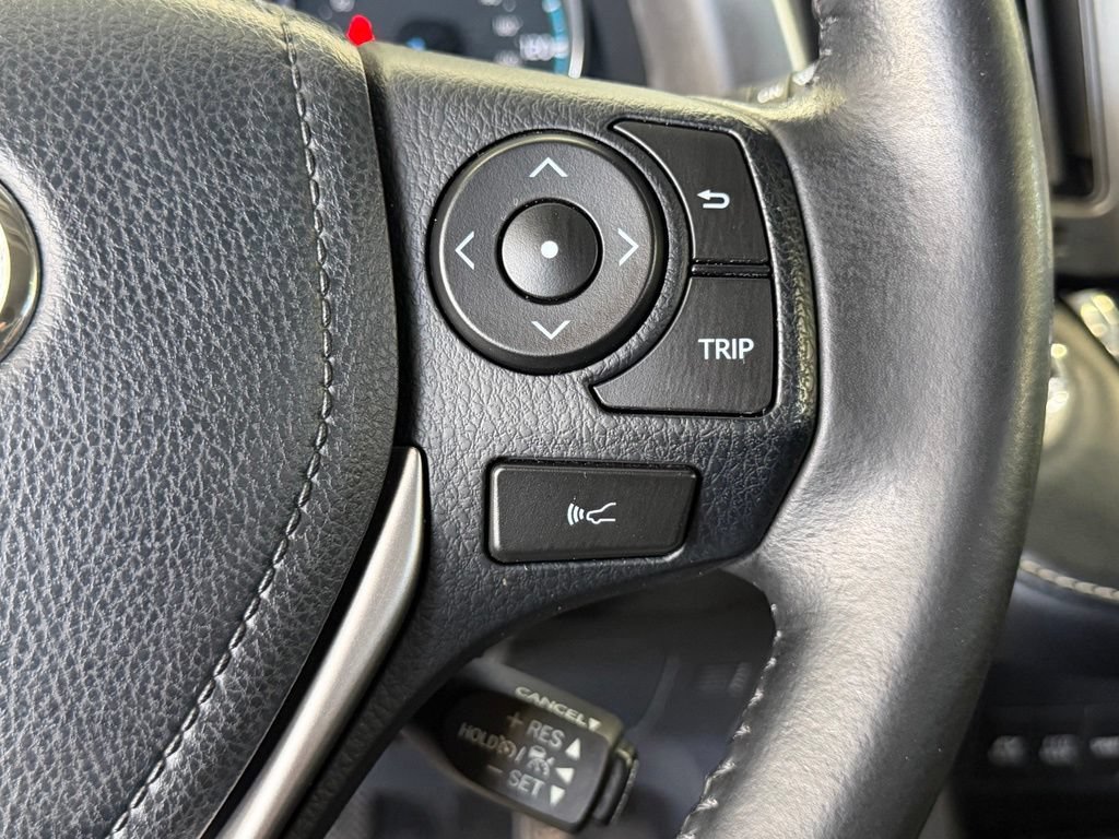 Certified 2018 Toyota RAV4 XLE w/ Convenience Package AWD/4WD image 25