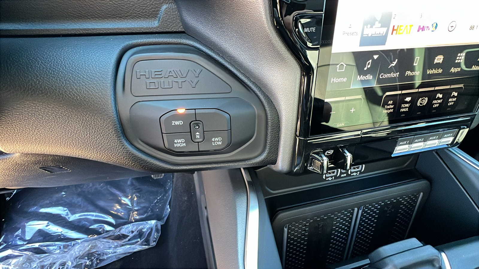 New 2026 RAM 2500 Laramie image 28