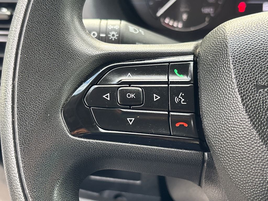 Used 2024 RAM ProMaster 2500 w/ Convenience Group FWD image 16