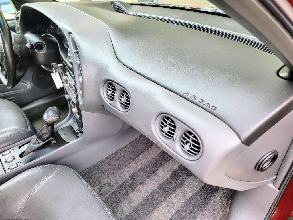 Used 2000 Pontiac Bonneville SSEi FWD image 35