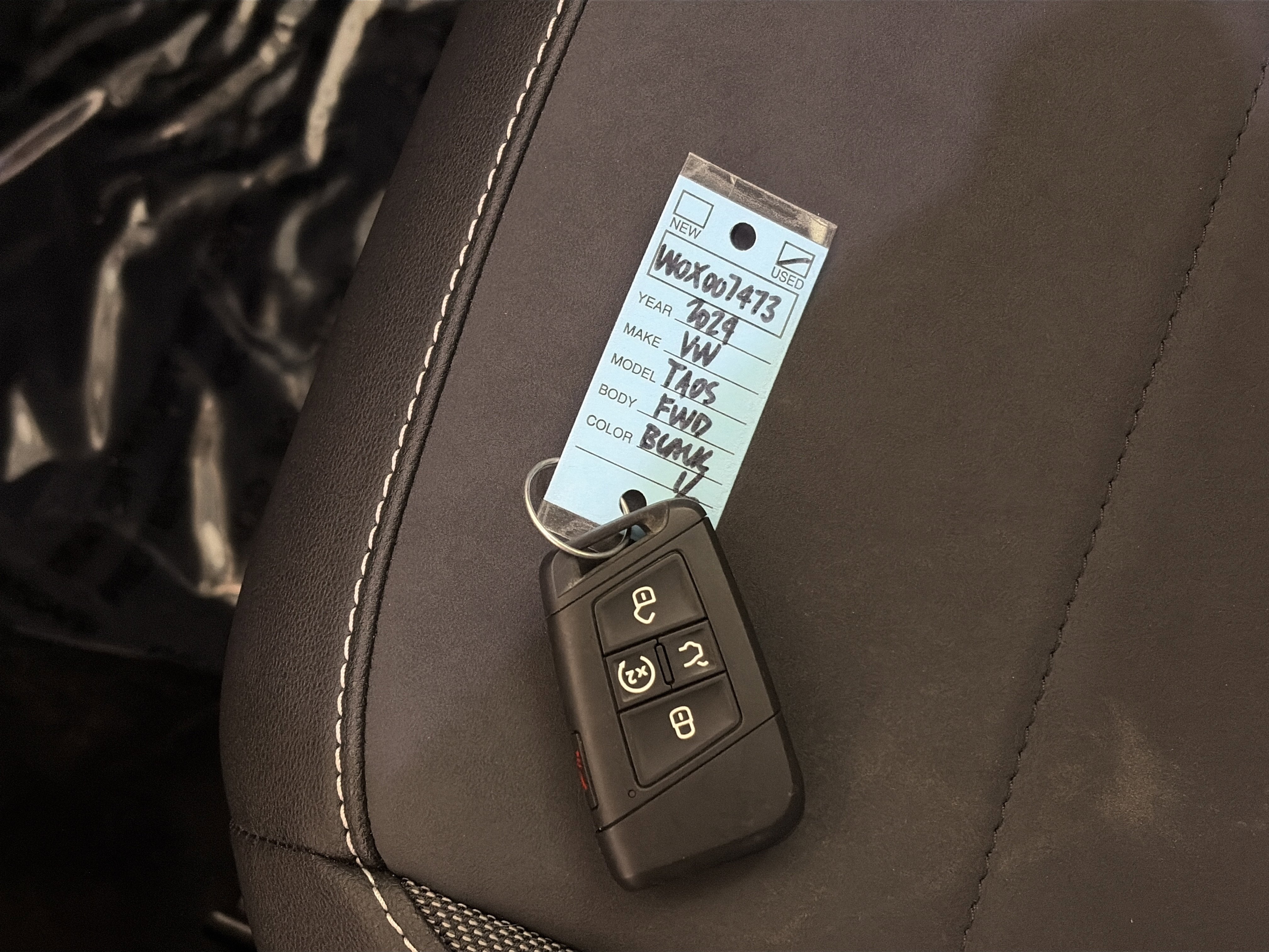 Used 2024 Volkswagen Taos SE w/ Panoramic Sunroof Package image 36