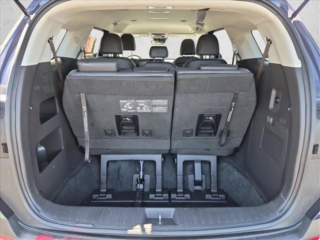 Used 2026 Kia Carnival LXS FWD image 6