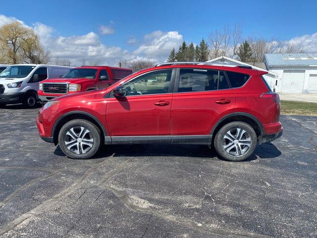 Used 2017 Toyota RAV4 LE w/ Carpet Mat Package image 4