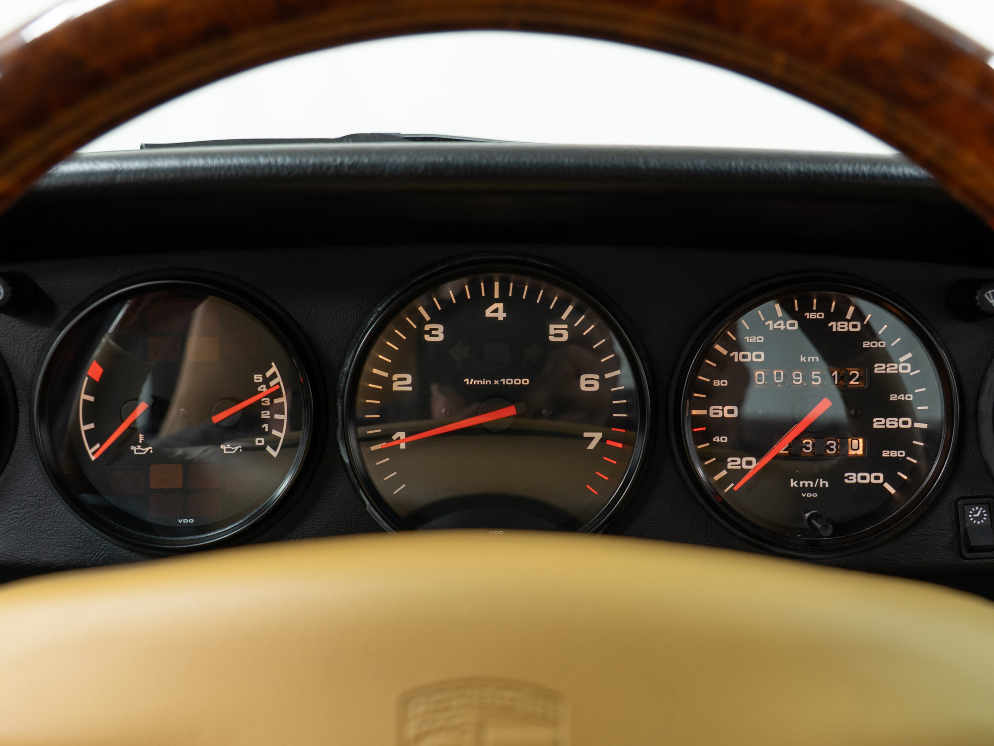 Used 1997 Porsche 911 Carrera 4S AWD/4WD image 27