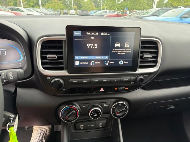 New 2026 Hyundai Venue SE FWD image 27