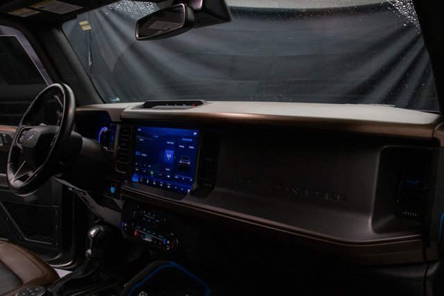 Used 2023 Ford Bronco Outer Banks image 15