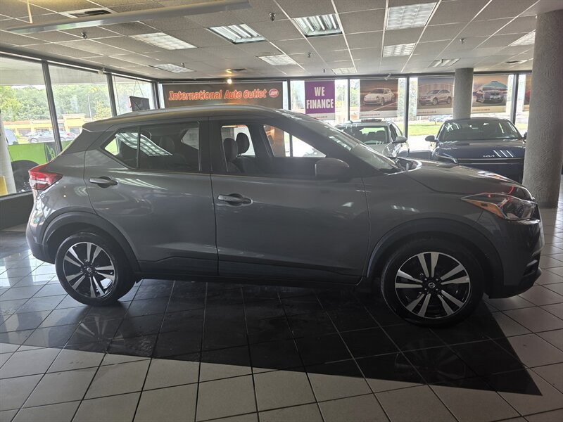 Used 2020 Nissan Kicks SV FWD image 6