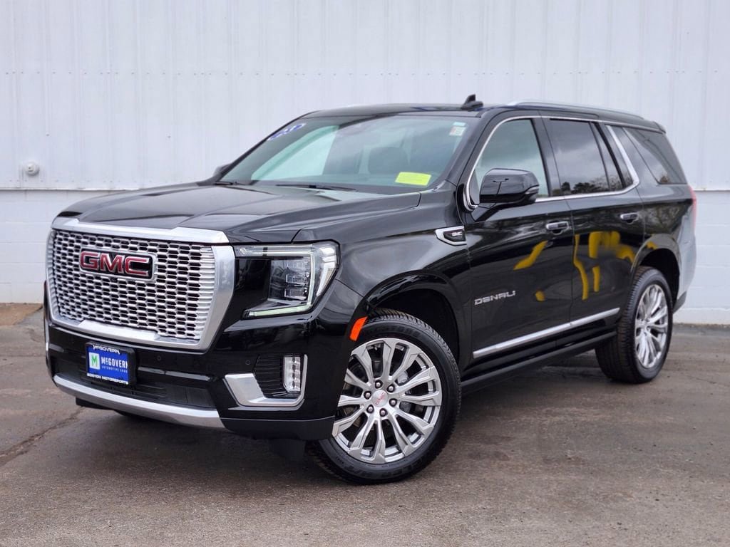 Used 2023 GMC Yukon Denali w/ LPO, Floor Liner Package AWD/4WD image 1
