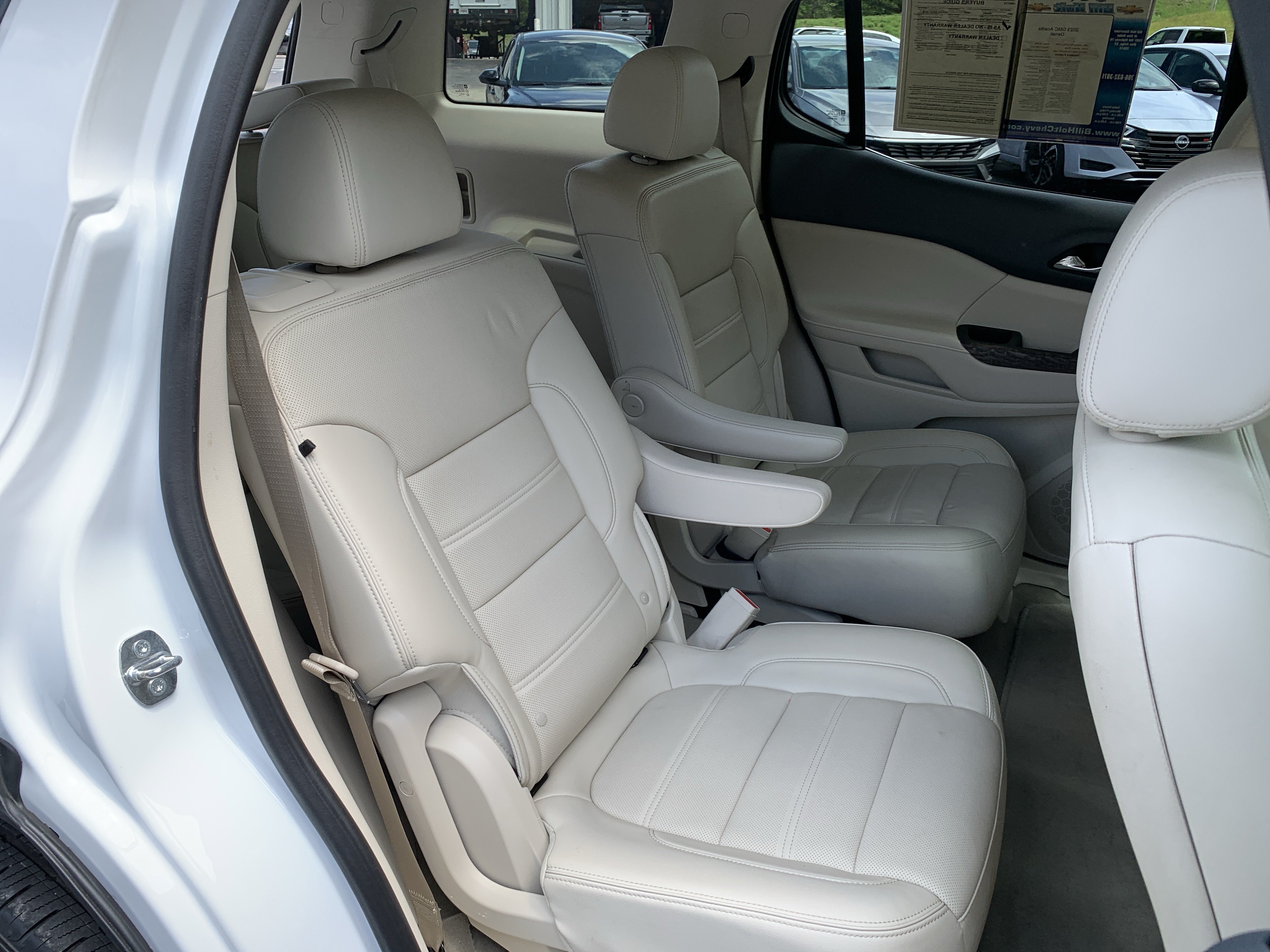 Used 2023 GMC Acadia Denali AWD/4WD image 43