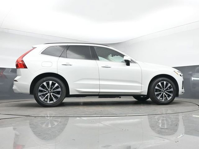 Used 2023 Volvo XC60 B5 Core w/ Climate Package image 41