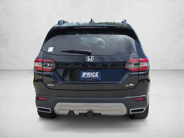 Used 2025 Honda Pilot Elite image 7