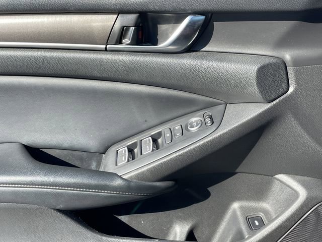 Used 2018 Honda Accord LX image 23
