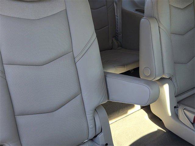 Used 2020 Cadillac Escalade Premium Luxury image 19