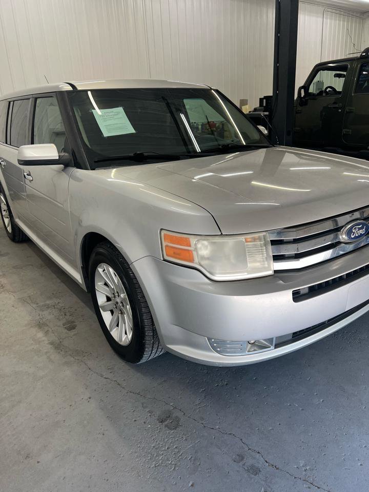 Used 2011 Ford Flex SEL image 9