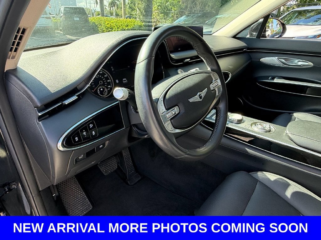 Used 2025 Genesis GV70 2.5T AWD/4WD image 10