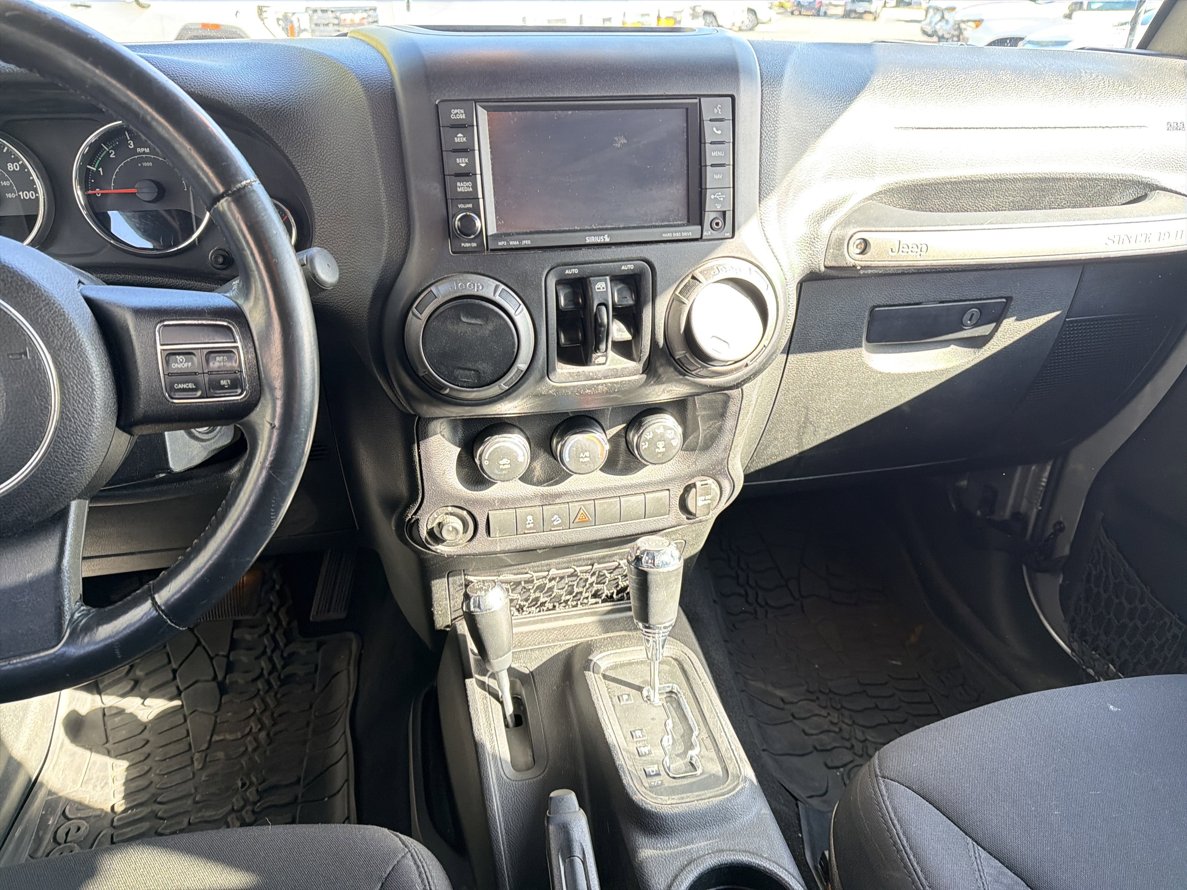 Used 2015 Jeep Wrangler Unlimited Sport w/ Quick Order Package 24S image 28