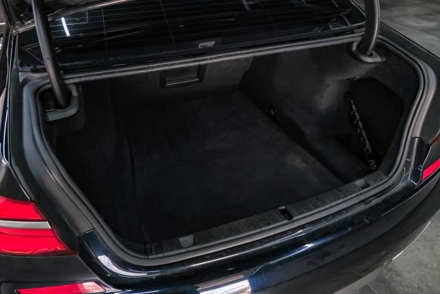 Used 2018 BMW M760i xDrive image 58